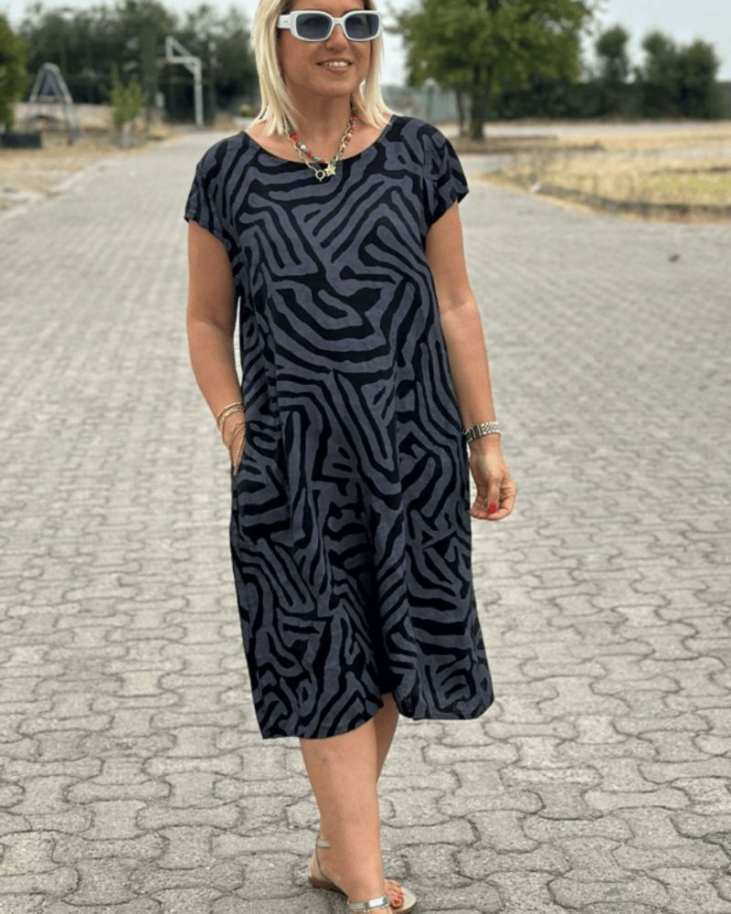 Capri | Summer Dress with Round Neck and Beautiful Print