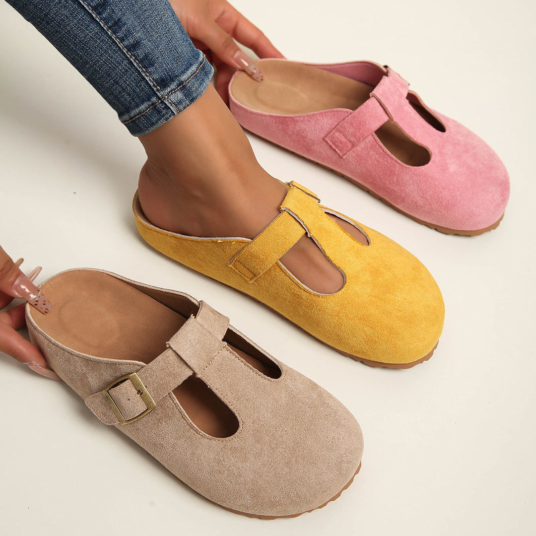 Solea | Minimalist Buckle Clogs