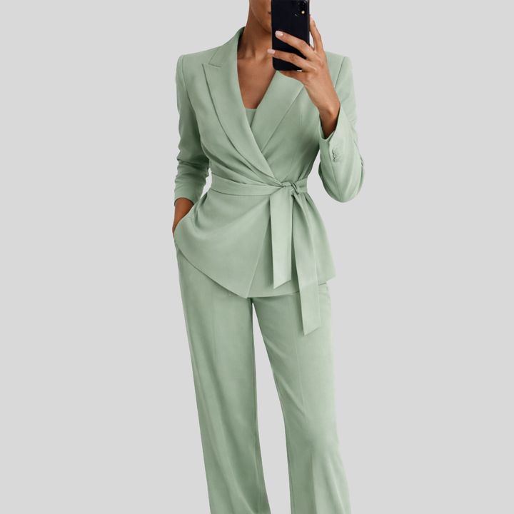 Vera | Fluid Tailored Two-Piece Suit