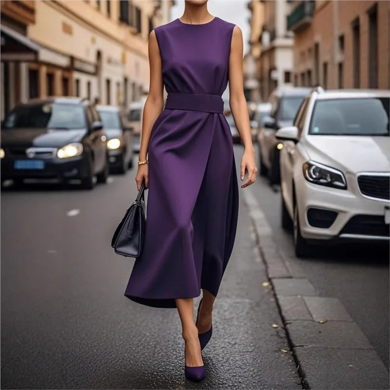 Clarimond | Elegant Round Neck Midi Dress